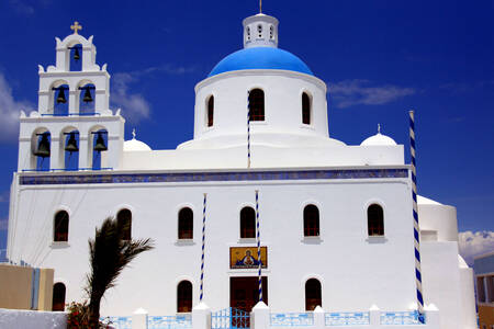 Kirche von Panagia Platsanin, Santorini