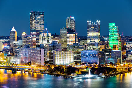 Pittsburgh v noci
