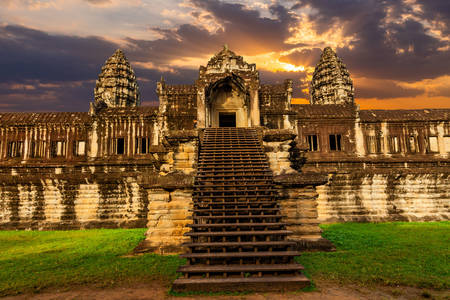 Храмът Ангкор Ват
