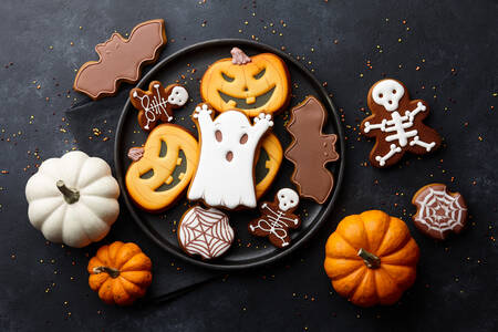 Small pumpkins and gingerbread