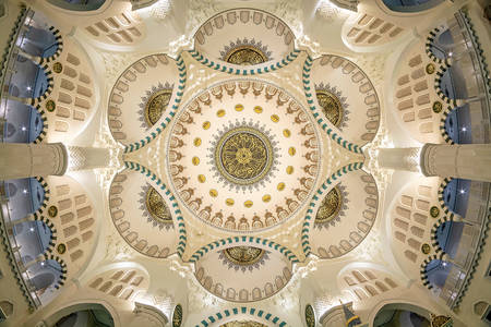 Le plafond de la mosquée Melike Khatun
