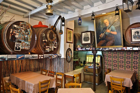 Taverna "Lili" din Ano-Syros