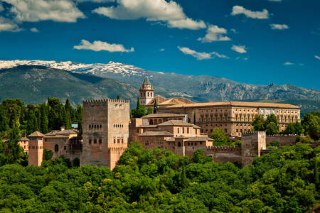 Granada'daki Elhamra Kalesi