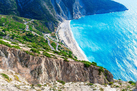 Pohled na pláž Paralia Myrtos