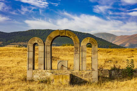 Lori Bird-lintukanjonin suihkulähde Stepanavanissa