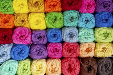 Gomitoli di lana per lavorare a maglia