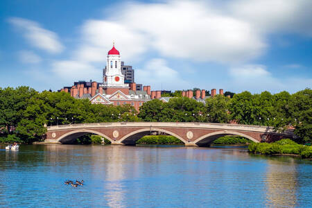 Jembatan John Weeks di Boston
