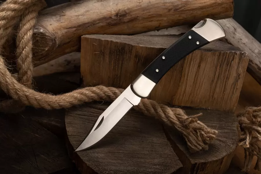 Couteau pliant de poche