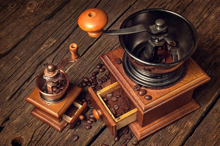Vintage mlynčeky na kávu