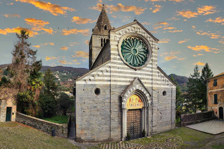 Basilica of Fieschi, Lavagna