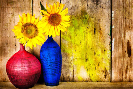 Соняшники у вазах