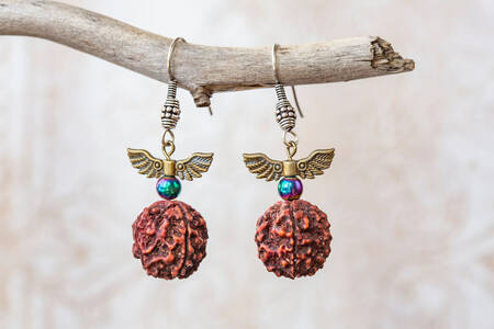 Earrings with hematite and rudraksha nut