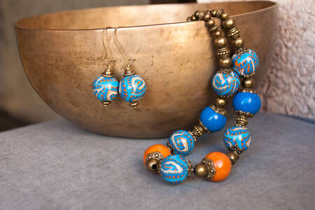 Jewelry set in oriental style