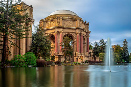 Palazzo delle Belle Arti