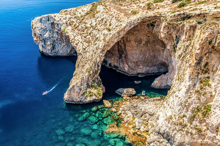 Синята пещера в Малта