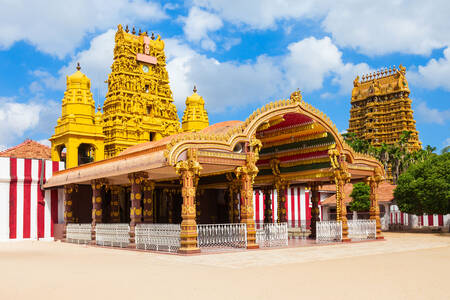 Храм Кандасвамі у Наллурі