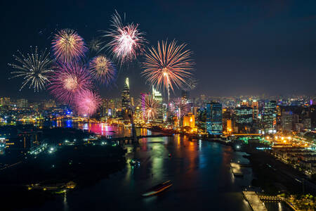 Vuurwerk boven Ho Chi Minh-stad