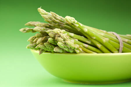 Green asparagus on a plate