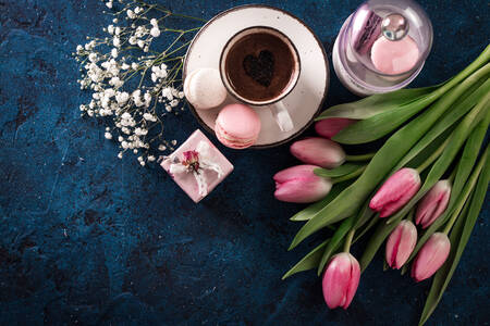 Tulips, strawberry macarons and coffee