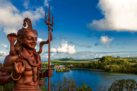 Statuia lui Shiva din Mauritius