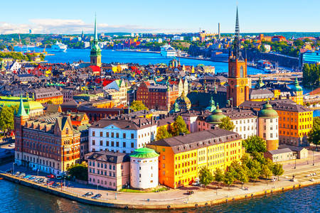 Letnia panorama sztokholmskiego molo
