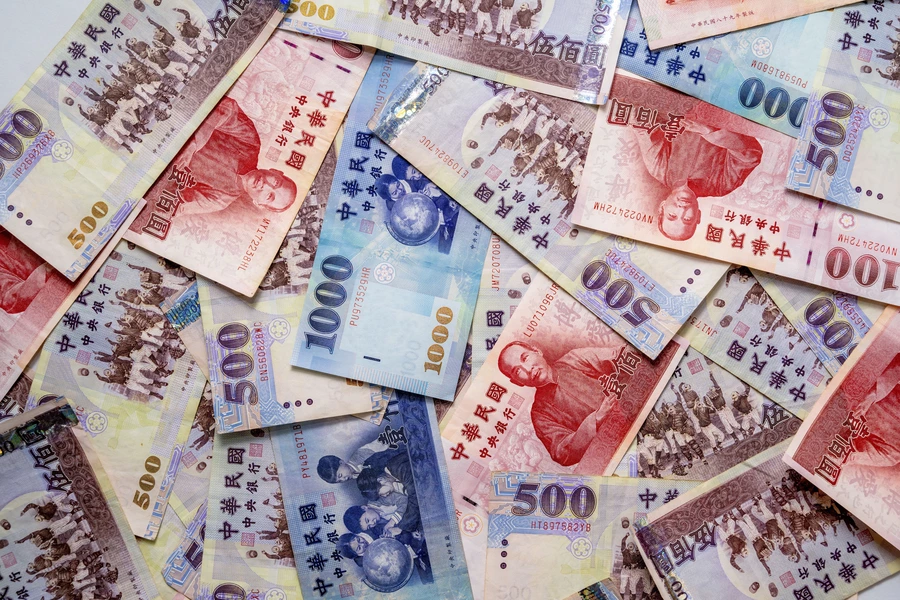 Sedler i ny taiwansk dollar