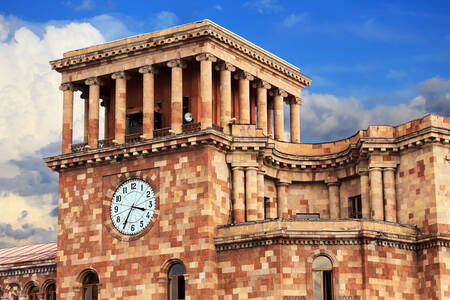 Дом правительства, Ереван