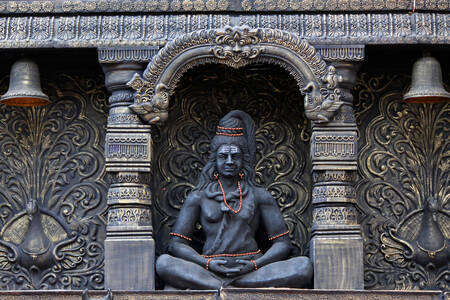 Estatua del Señor Shiva