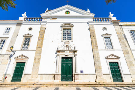 Facade of a church in Faro