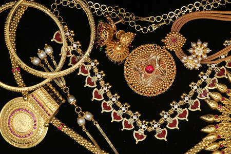 Antique gold jewelry