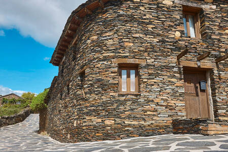 Stone houses in the village of Roblelakasa