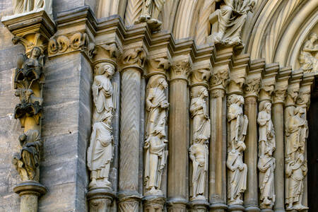 Esculturas en la Catedral de Bamberg