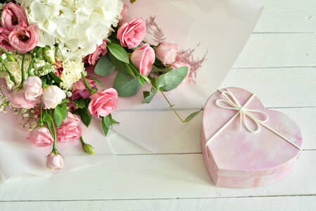 Bouquet and gift box