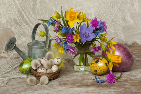 Букет цветов и пасхальные яйца