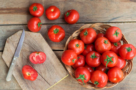 Tomatoes in a wicker basket