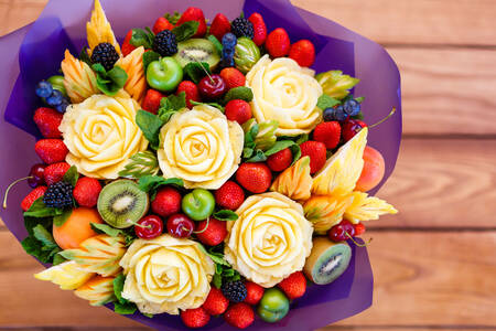 Bouquet von Früchten und Beeren