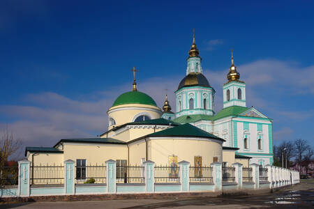 Catedral de Pokrovsky en Akhtyrka