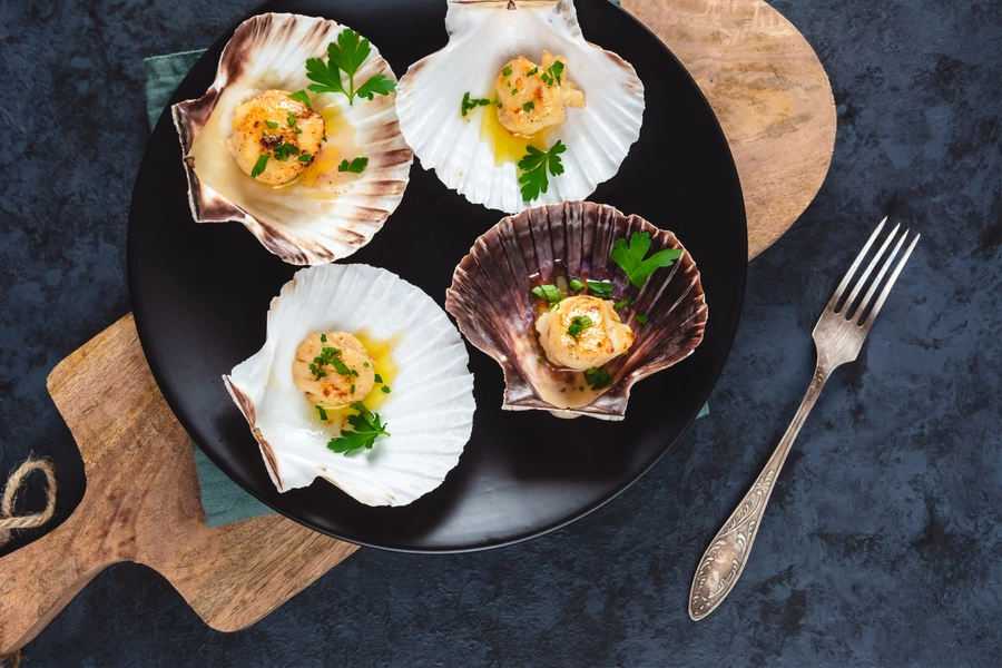 Scallops with butter