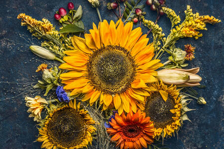 Komposition mit Sonnenblumen
