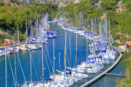 Sailing boats in Cassis