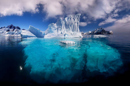 Jäämägi Antarktikas