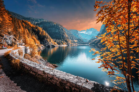 Альпійське озеро