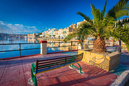 Pemandangan marina di Birgu
