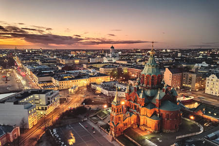 Uitzicht op de Maria-Hemelvaartkathedraal in Helsinki