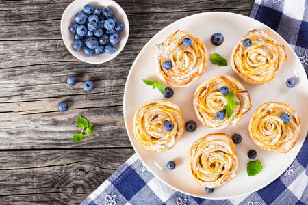 Postre "rosas de manzana"