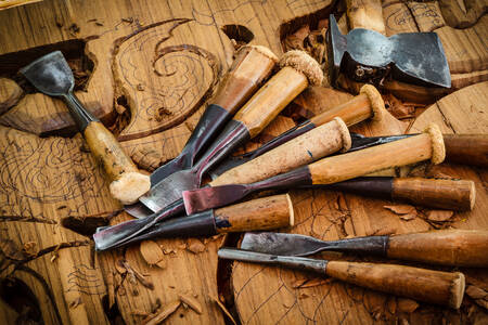 Инструменты для работы по дереву