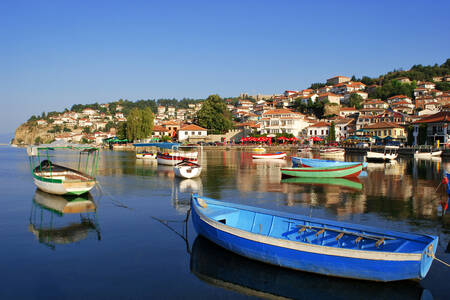 Bărci pe lacul Ohrid