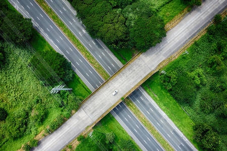 Blick von oben auf die Überführung