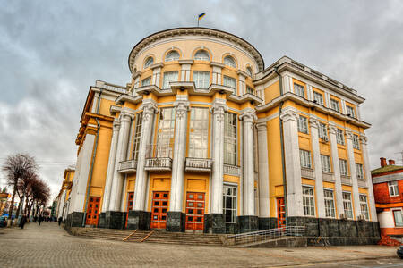 L'edificio del Consiglio regionale a Vinnytsia