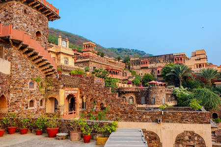 Neemrana Palace